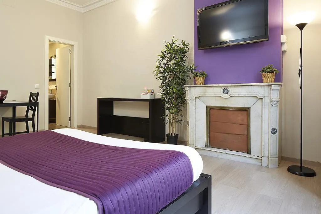 Hotel Brustar Centric Barcelona 2*,